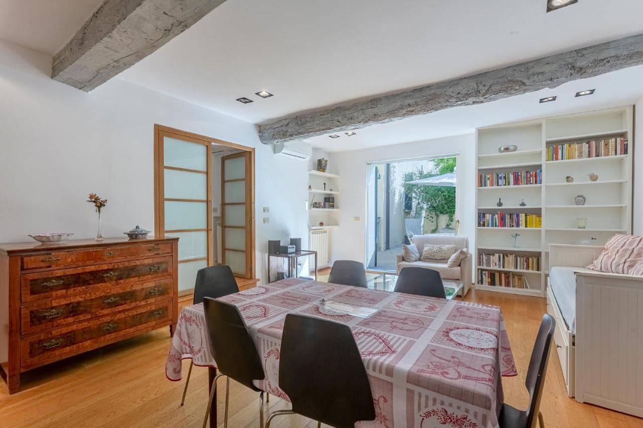 Pleasant Central Apartment With Garden Bologna Esterno foto
