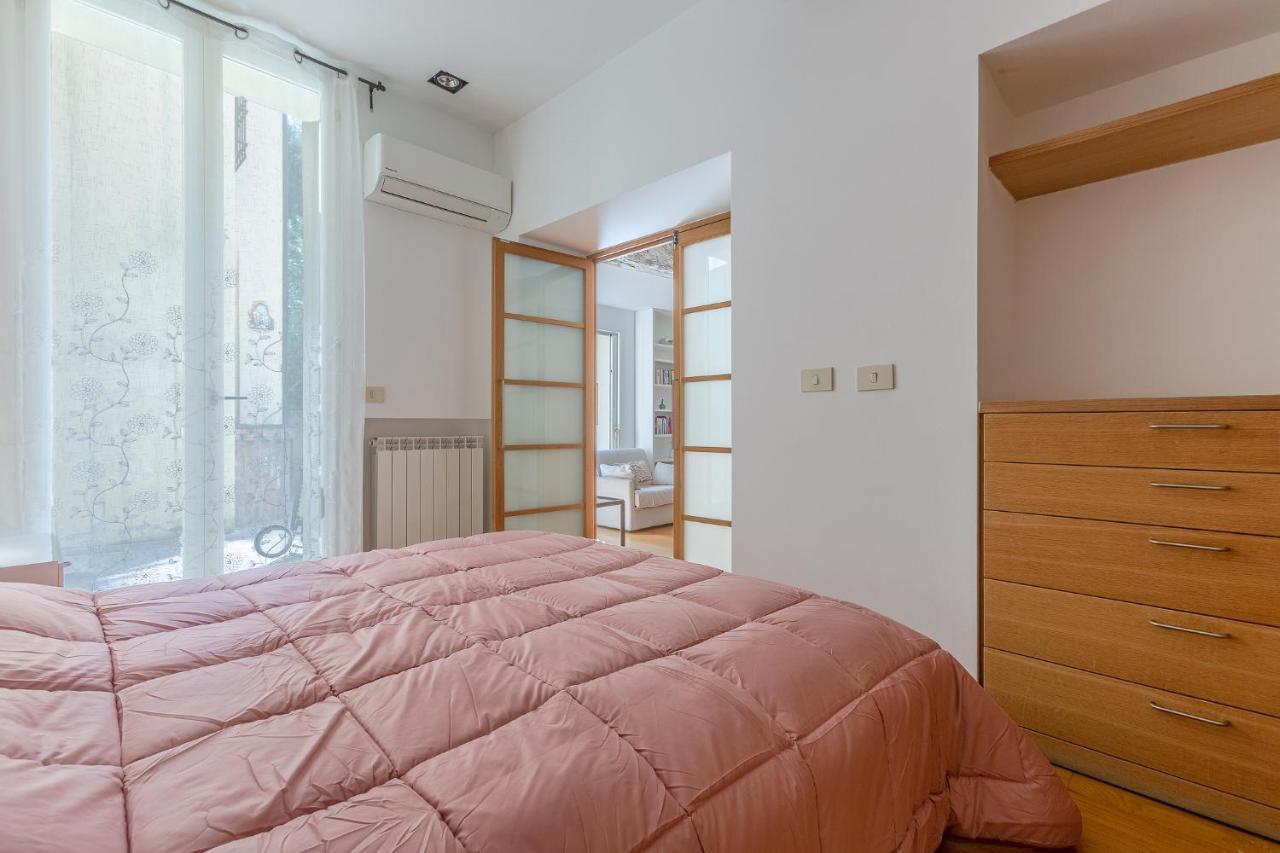 Pleasant Central Apartment With Garden Bologna Esterno foto