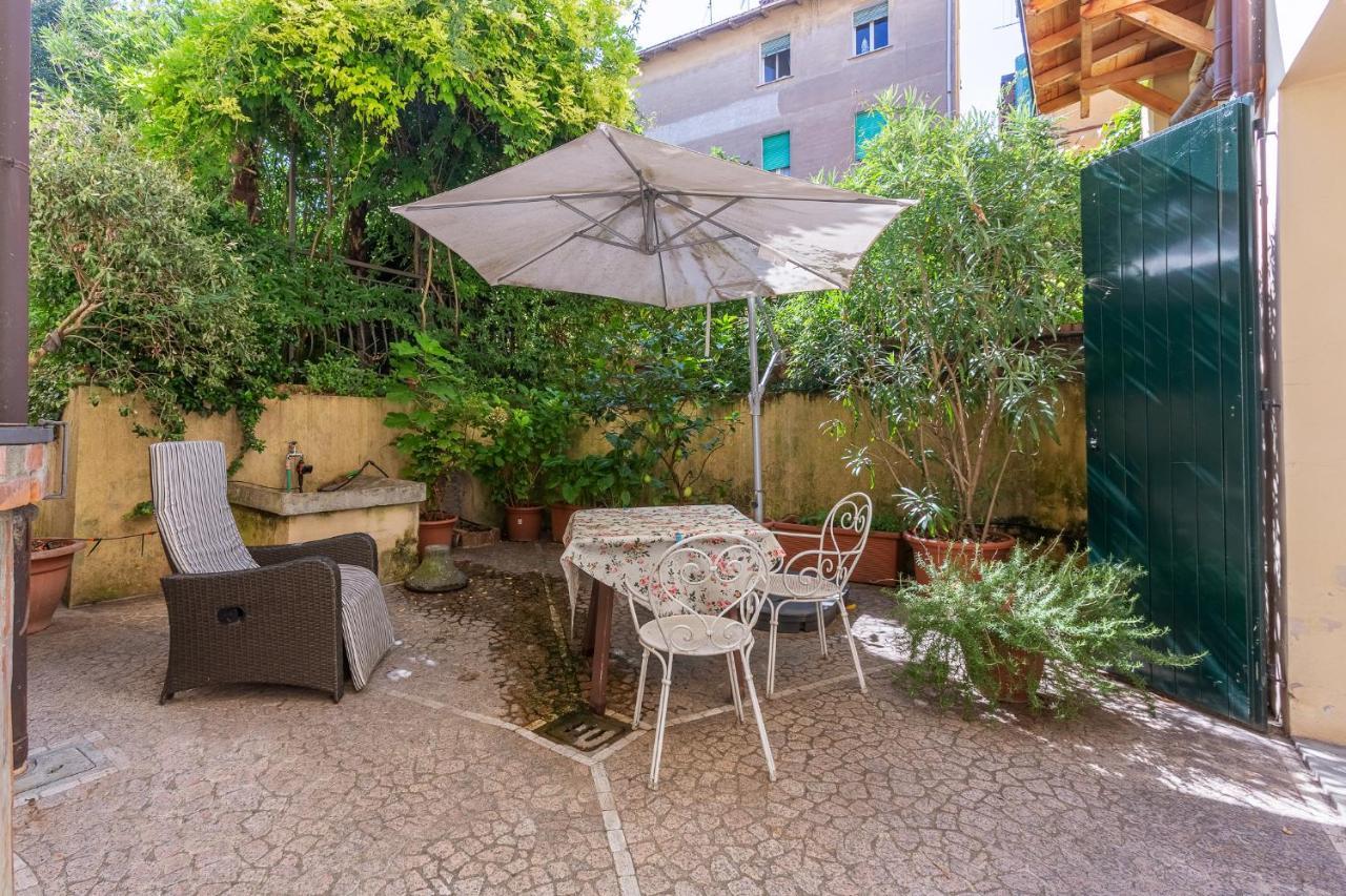 Pleasant Central Apartment With Garden Bologna Esterno foto
