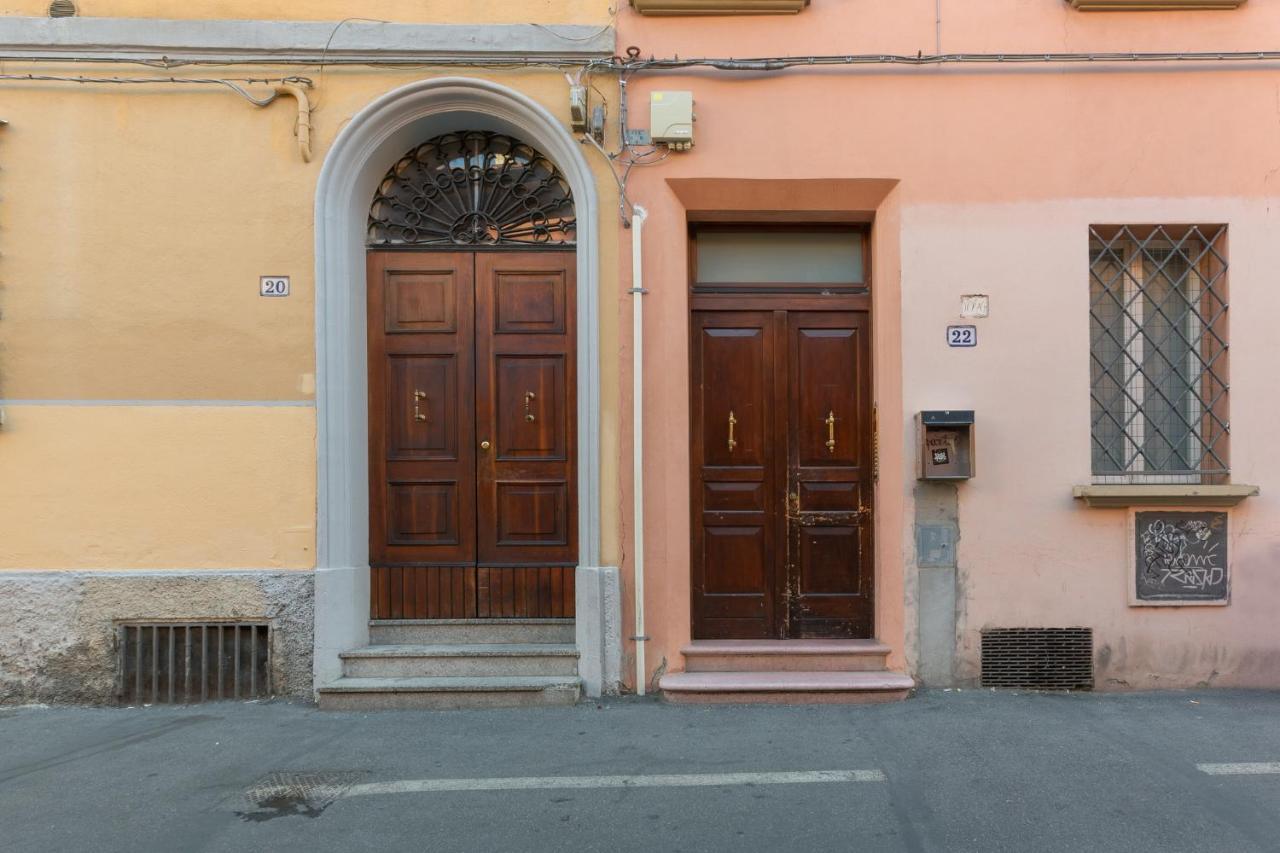 Pleasant Central Apartment With Garden Bologna Esterno foto